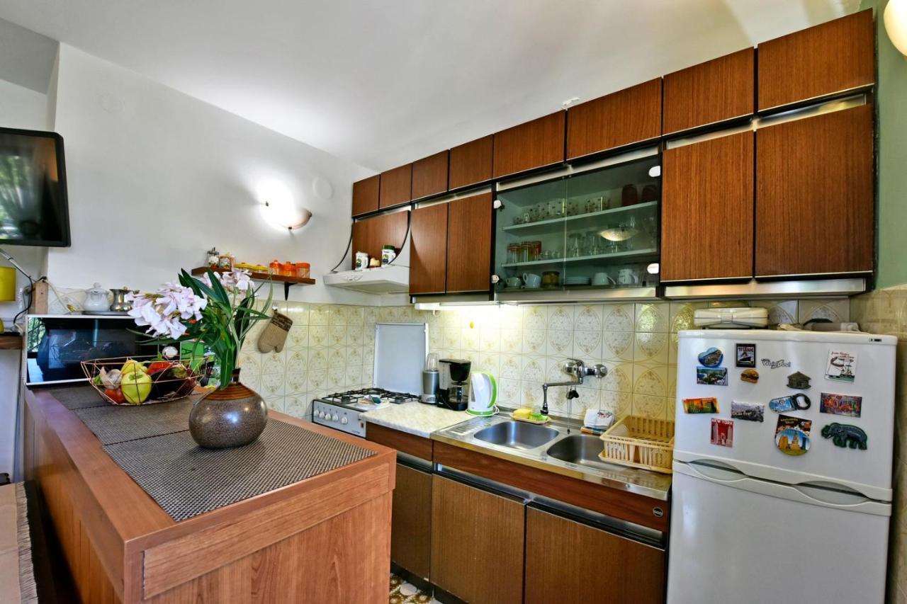 Apartmani Kovac Funtana Kültér fotó