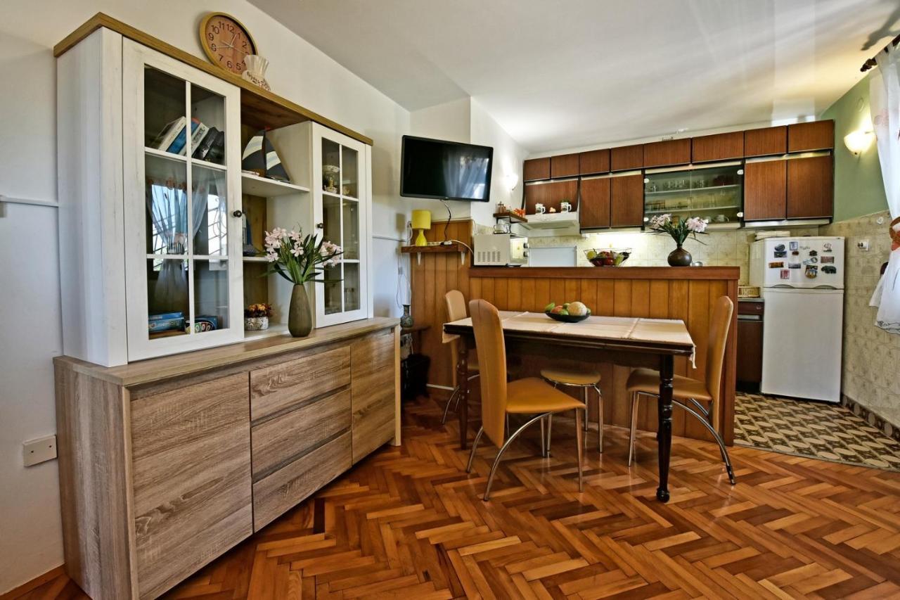 Apartmani Kovac Funtana Kültér fotó